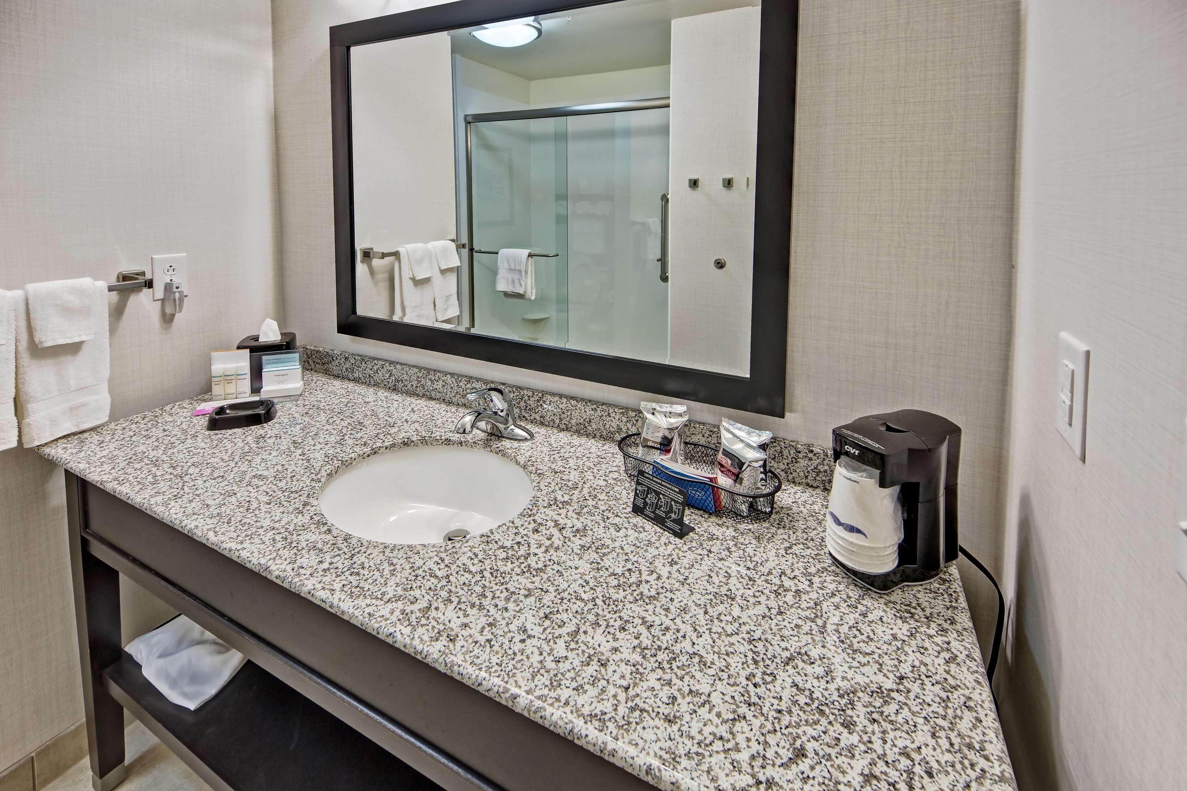 Hampton Inn Indianola Eksteriør billede