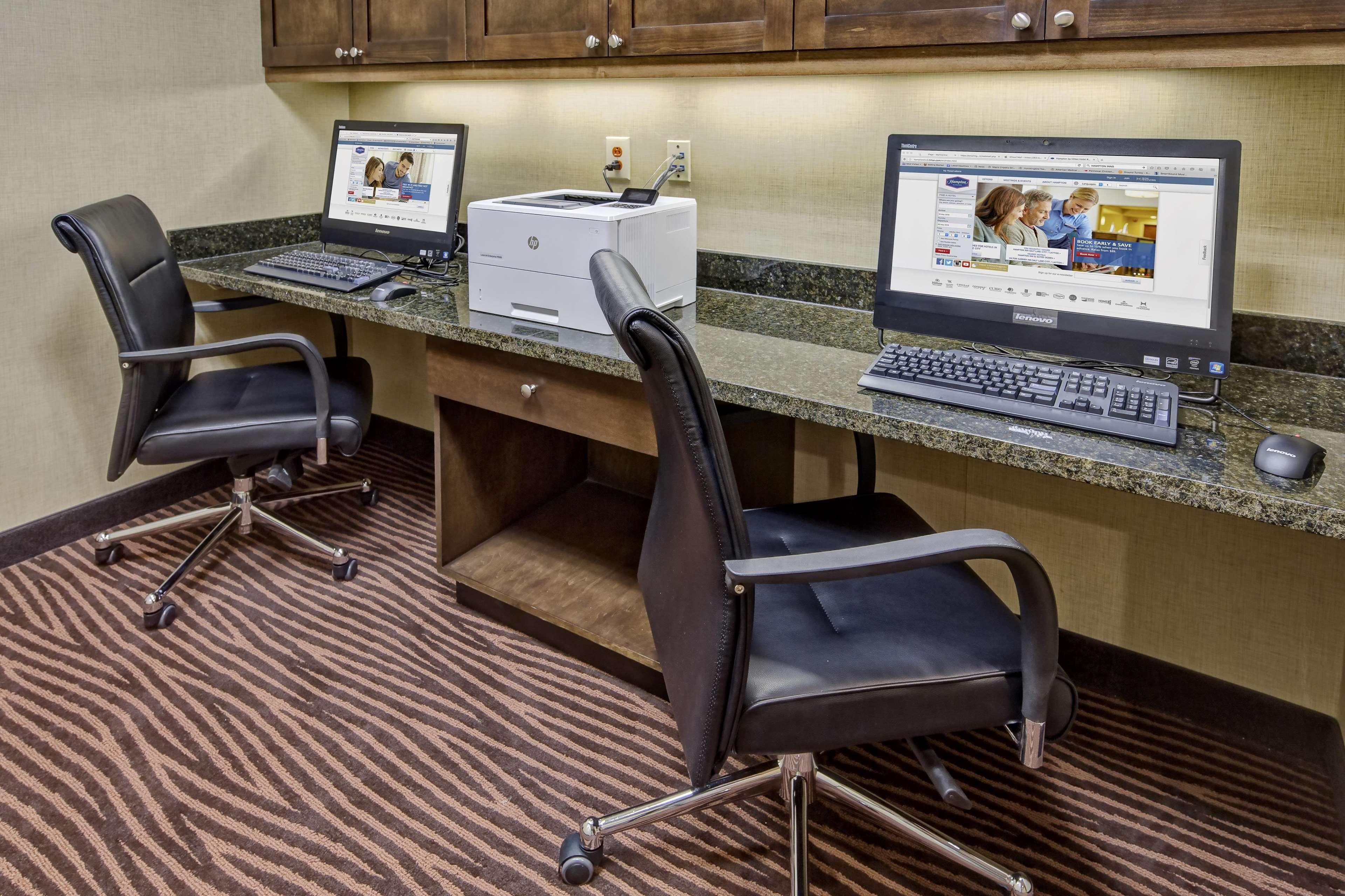 Hampton Inn Indianola Eksteriør billede