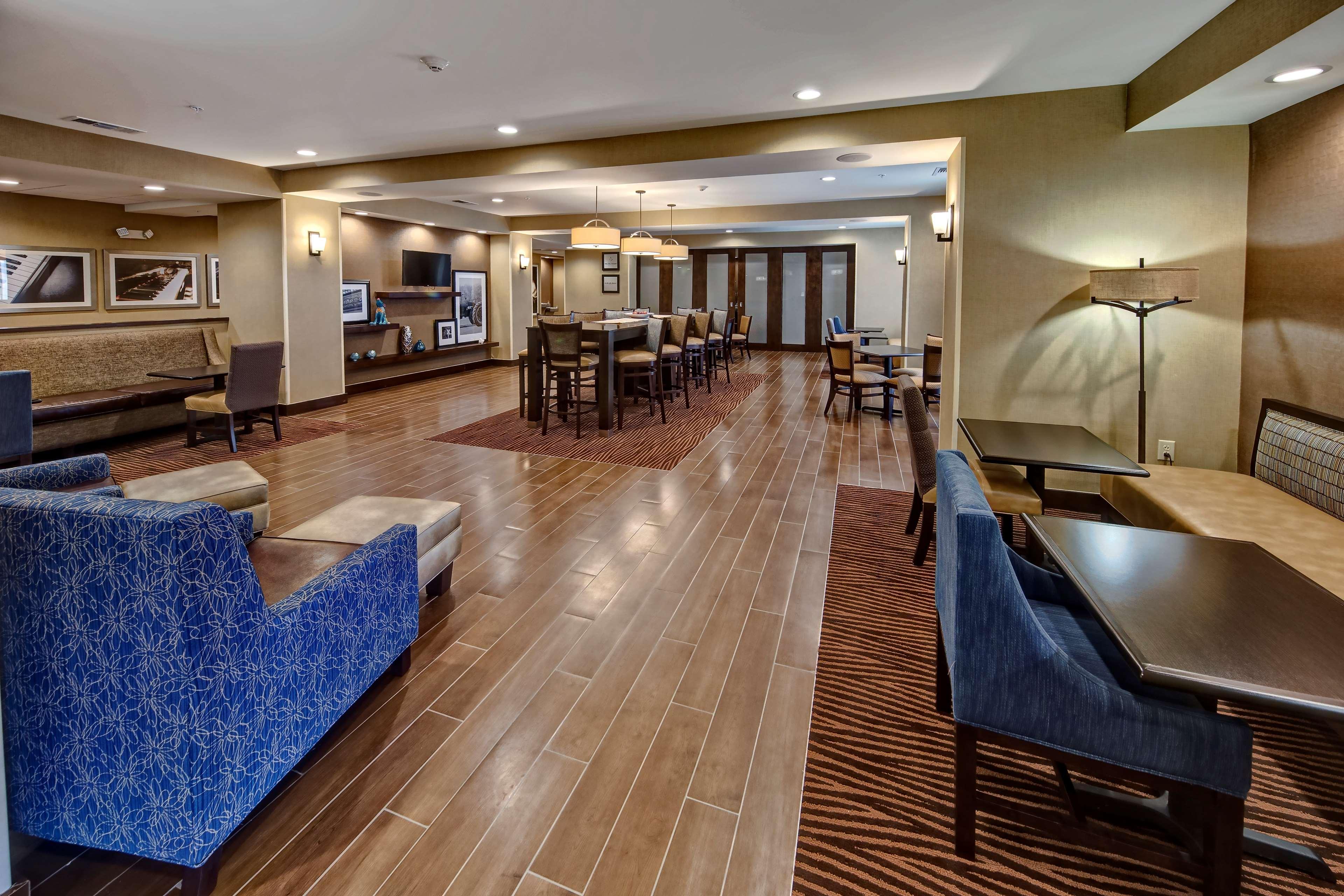 Hampton Inn Indianola Eksteriør billede