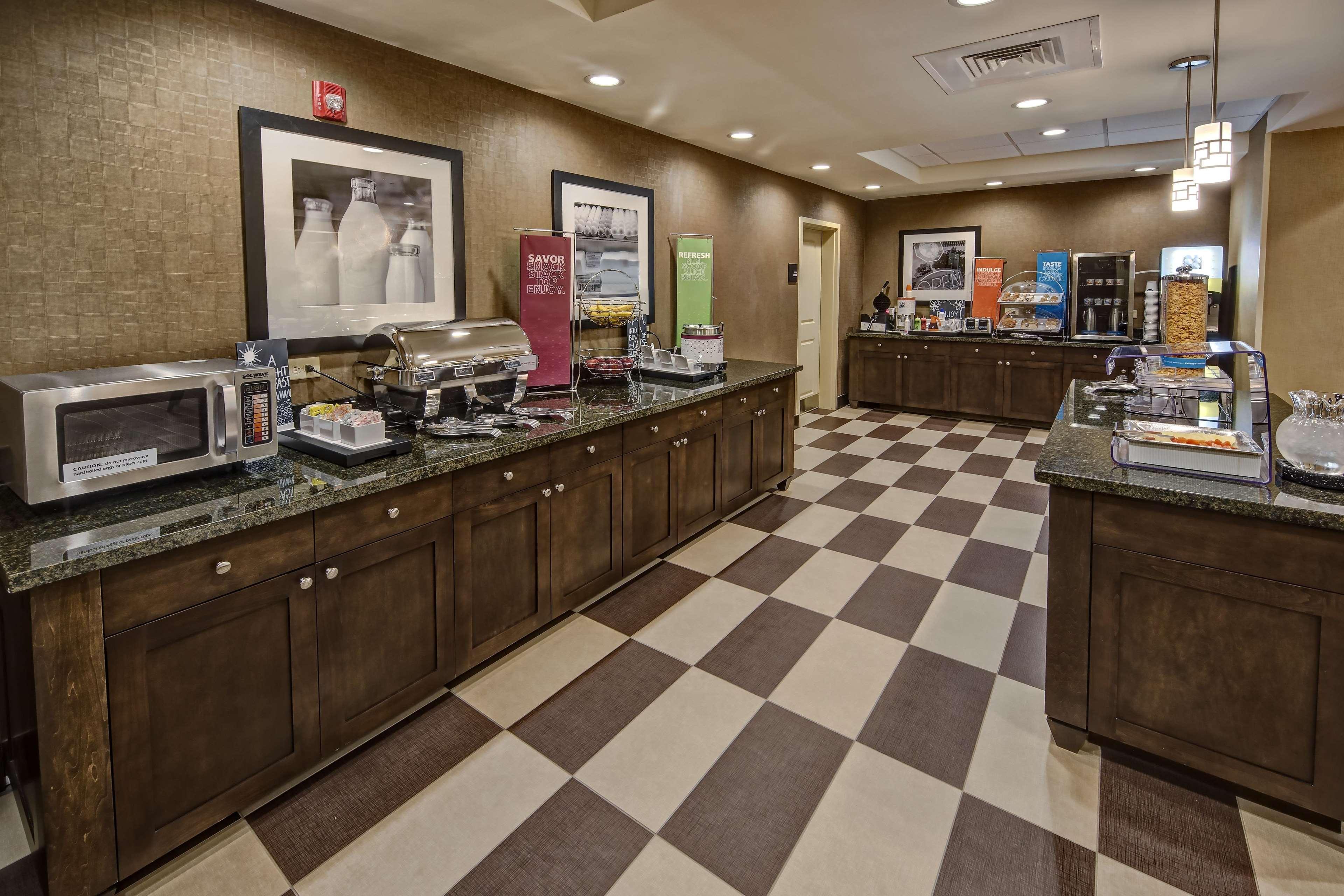 Hampton Inn Indianola Eksteriør billede