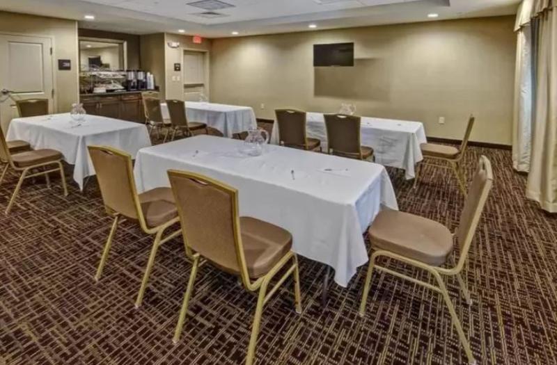 Hampton Inn Indianola Eksteriør billede