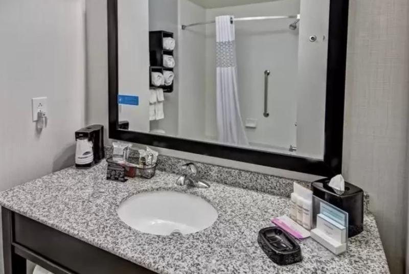 Hampton Inn Indianola Eksteriør billede